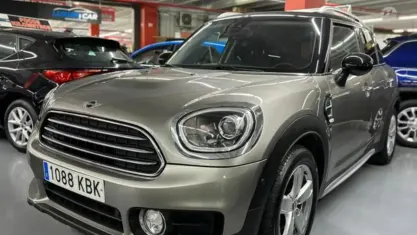 Używany Mini Cooper D Countryman 150 KM (110 kW) 2017 Szary SUV