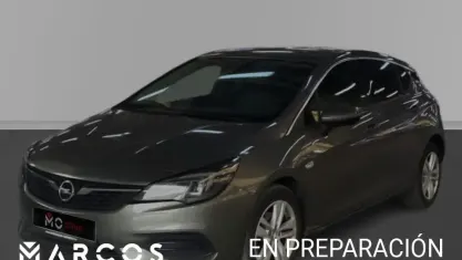 Usado Opel Astra Elegance 122 CV (89 kW) 2020