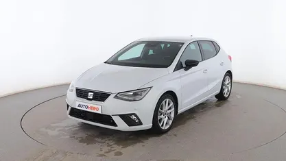 Usado Seat Ibiza FR 110 CV (80 kW) 2021 Blanco Utilitario