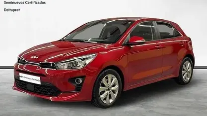 Käytetty Kia Rio 101 HP (74 kW) 2022 Punainen Sedan
