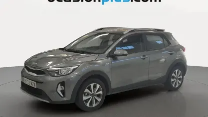 Usado Kia Stonic 101 CV (74 kW) 2025 Gris SUV