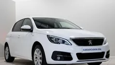 Blanco Usado 2020 Peugeot 208 Active Utilitario | 12.995 € (Caro)