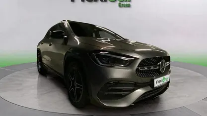 Usado Mercedes GLA200 150 CV (110 kW) 2022 SUV