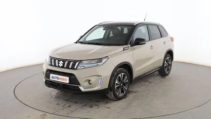 Usado Suzuki Vitara Club 129 CV (94 kW) 2020 Beige SUV