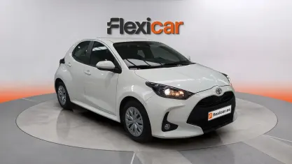 Usado Toyota Yaris Edition 125 CV (91 kW) 2023 Blanco Utilitario