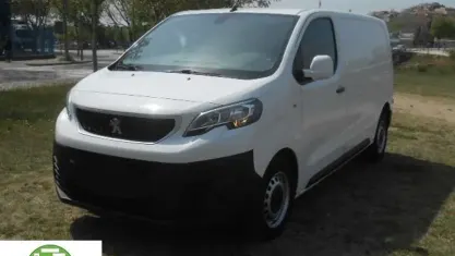 Usado Peugeot Expert S 120 CV (88 kW) 2022 Blanco Van