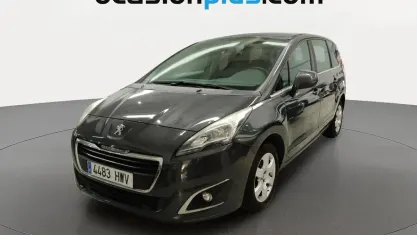 Usado Peugeot 5008 Active 115 CV (84 kW) 2014 Gris Monovolumen