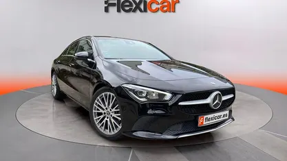 Usado Mercedes CLA200 150 CV (110 kW) 2021 Negro Berlina