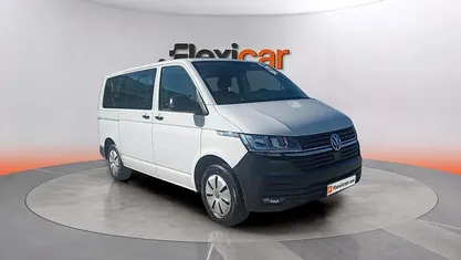 Usado VW Caravelle 150 CV (110 kW) 2023 Blanco Monovolumen