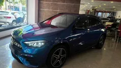 Azul Usado 2024 Mercedes GLA200 AMG SUV | 42.975 € (Precio justo)