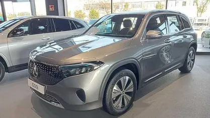 Nuevo Mercedes EQB250+ 139 kW (190 CV) 2025 Gris SUV