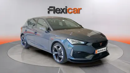 Usado Cupra Leon 150 CV (110 kW) 2023 Gris Berlina
