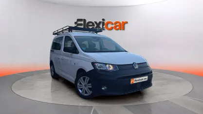 Usado VW Caddy 122 CV (89 kW) 2021 Blanco Monovolumen