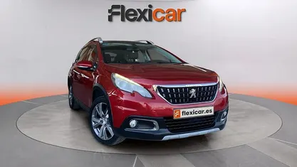 Usado Peugeot 2008 Allure+ 131 CV (96 kW) 2017 SUV