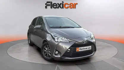 Usado Toyota Yaris Active 69 CV (50 kW) 2020 Utilitario