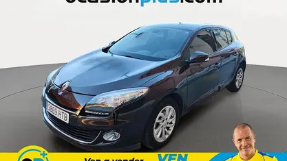 Käytetty Renault Mégane III Dynamique 115 HP (84 kW) 2013 Ruskea