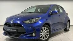 Azul Usado 2024 Toyota Yaris Active | 20.900 € (Buen precio)