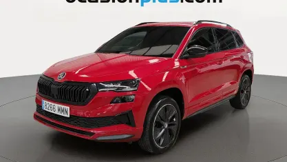 Usado Skoda Karoq SportLine 150 CV (110 kW) 2024 Rojo SUV