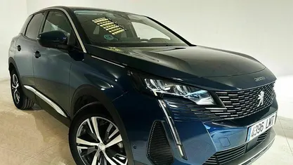 Azul Usado 2021 Peugeot 3008 Allure SUV | 24.900 €