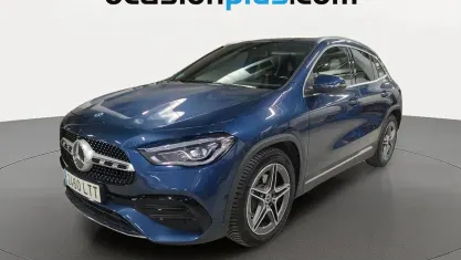 Usado Mercedes GLA180 AMG 136 CV (100 kW) 2021 Azul SUV
