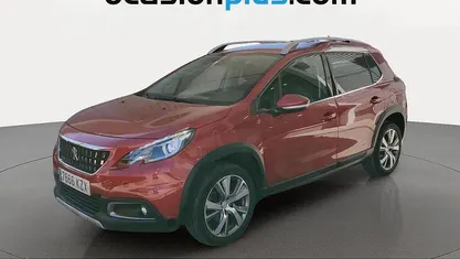 Usado Peugeot 2008 Allure 110 CV (80 kW) 2019 Rojo SUV