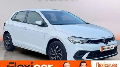 Usado VW Polo Life 95 CV (69 kW) 2023 Blanco Utilitario