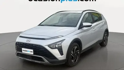 Käytetty Hyundai Bayon 100 HP (73 kW) 2022 Harmaa Katumaasturi