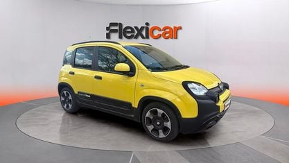Używany Fiat Panda Cross Cross 71 KM (52 kW) 2024 Żółty Hatchback