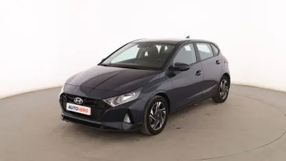 Usado Hyundai i20 84 CV (61 kW) 2023 Negro Utilitario