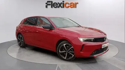 Usado Opel Astra Elegance 131 CV (96 kW) 2023 Berlina