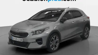 Usado Kia XCeed 136 CV (100 kW) 2021 Gris plata SUV