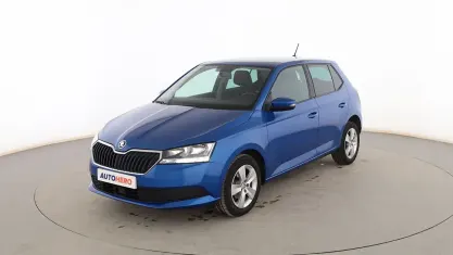 Usado Skoda Fabia Ambition 75 CV (55 kW) 2019 Azul Utilitario