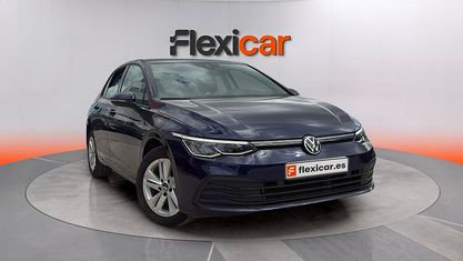 Occasion VW Golf VIII Life 131 ch (96 kW) 2021 Bleue Berline