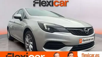Usado Opel Astra Elegance 145 CV (106 kW) 2020 Gris Berlina
