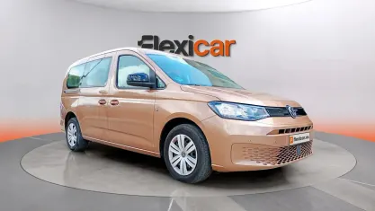 Usado VW Caddy Maxi California 122 CV (89 kW) 2024 Beige Monovolumen
