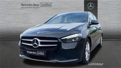 Usado Mercedes B180 115 CV (84 kW) 2019 Negro Monovolumen