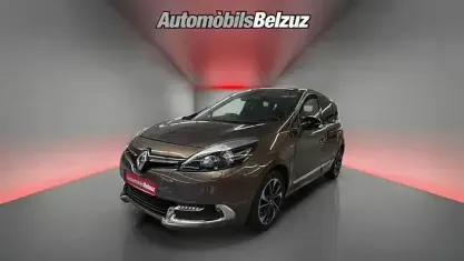 Usado Renault Scénic III Bose Edition 131 CV (96 kW) 2014 Marrón Monovolumen