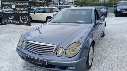 Usado Mercedes E270 Elegance 177 CV (130 kW) 2002 Gris Berlina