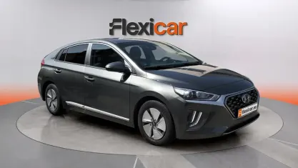 Usado Hyundai Ioniq 141 CV (103 kW) 2021 Gris Utilitario