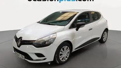 Usado 2016 Renault Clio IV Life Utilitario | 8102 € (Buen precio)