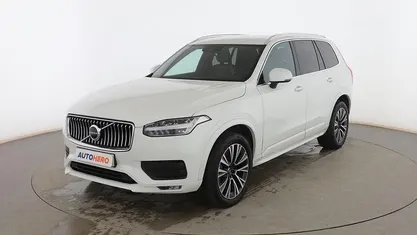Usado Volvo XC90 Momentum 230 CV (169 kW) 2021 Blanco SUV