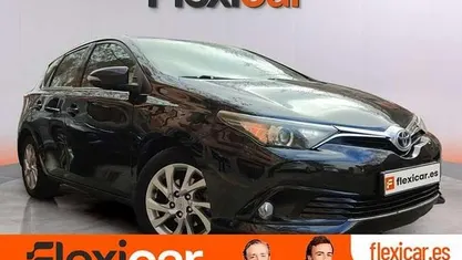 Usado 2017 Toyota Auris Hybrid Active Utilitario | 13.090 € (Precio justo)