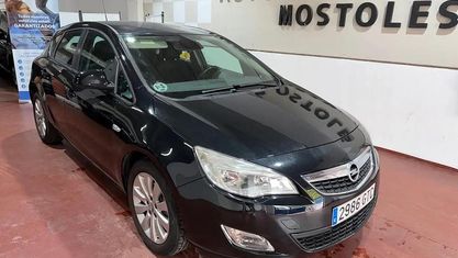 Brugt Opel Astra Enjoy 110 HK (80 kW) 2010 Sort Sedan