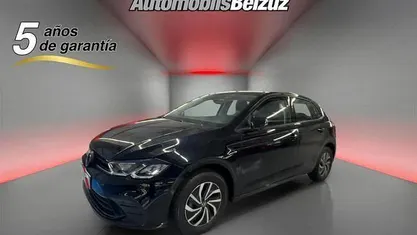 Usado VW Polo Life 95 CV (69 kW) 2022 Negro Utilitario