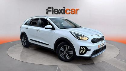 Usado Kia Niro 141 CV (103 kW) 2020 Blanco SUV