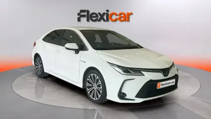 Usado Toyota Corolla 122 CV (89 kW) 2019 Blanco Berlina