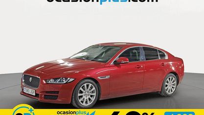Usado Jaguar XE Pure 180 CV (132 kW) 2015 Rojo Berlina