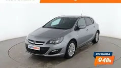 Gris Usado 2015 Opel Astra Selective Utilitario | 9399 € (Precio justo)