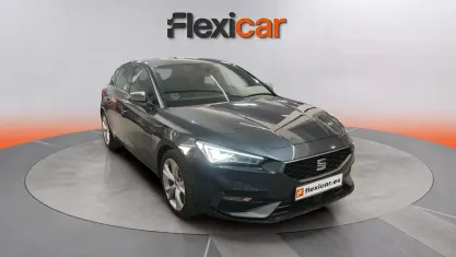 Usado Seat Leon FR 115 CV (84 kW) 2025 Azul Berlina