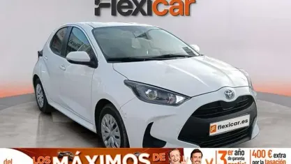 Occasion Toyota Yaris Hybrid Active 116 PK (85 kW) 2021 Wit Hatchback